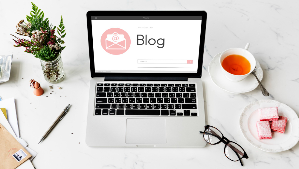 laptop with a blog opened